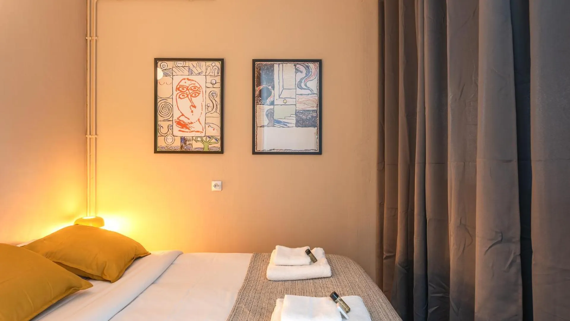 Charming Apartment - Atelier Lumieres - 4 Guests Paris