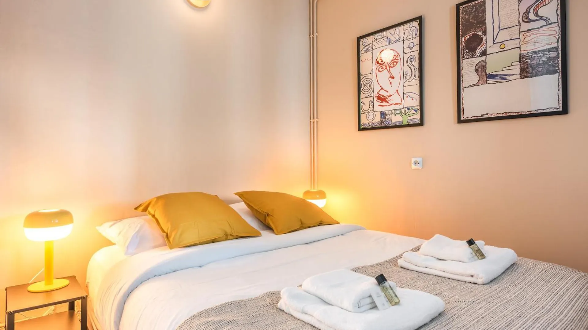 Charming Apartment - Atelier Lumieres - 4 Guests Paris
